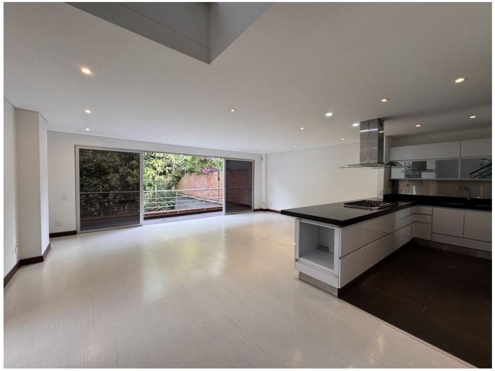 Casa en Venta en Envigado - 2