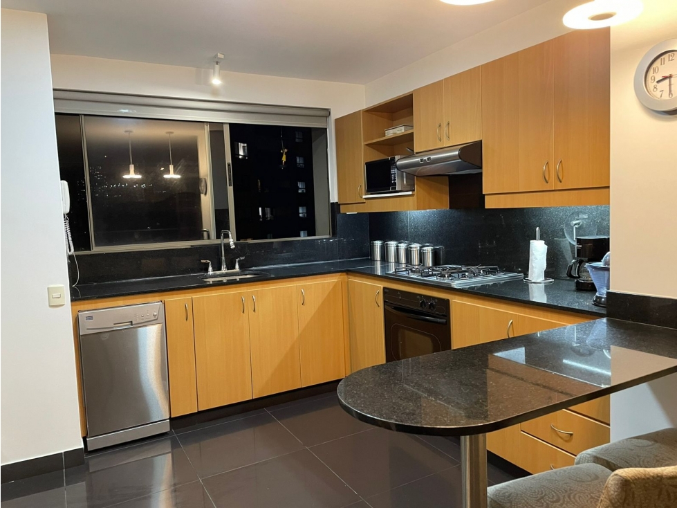 Apartamento en Arriendo Amoblado en El Poblado — foto 3