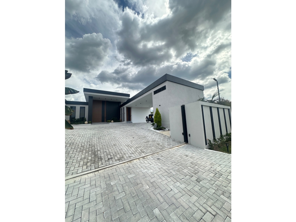 Casa Campestre en Venta Llanogrande