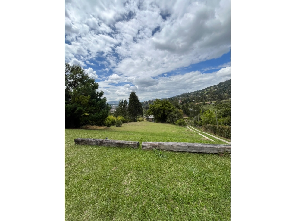 Casa Campestre en Arriendo en Guarne - 2