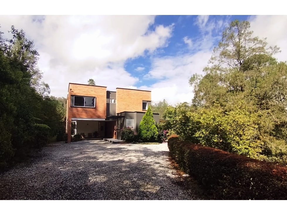 Casa Campestre en Arriendo en el Retiro — foto 2