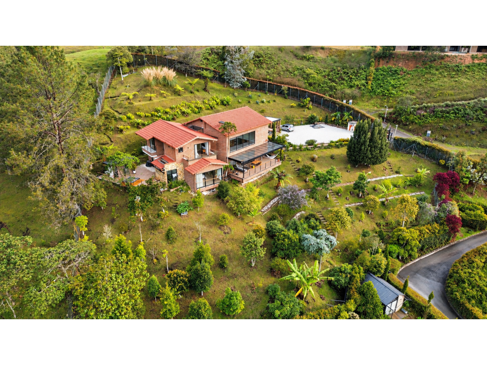 Casa Campestre En Venta El Retiro - 1