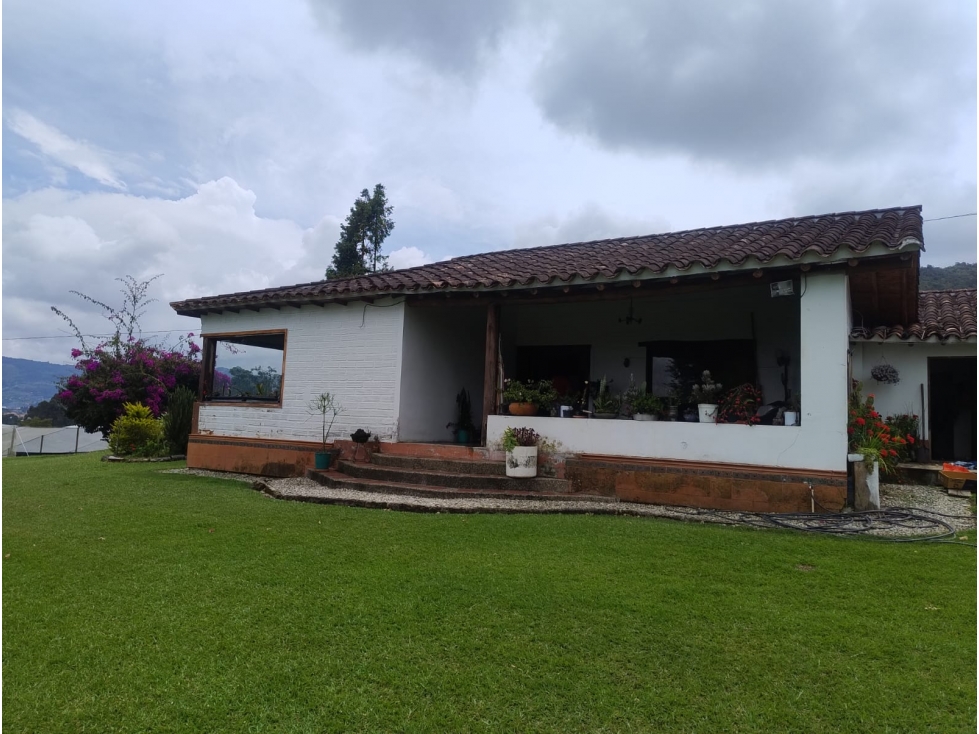 Casa amoblada en Arriendo en El Carmen de Viboral — foto 4