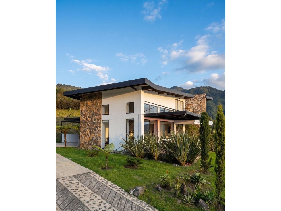 Casa en Arriendo en Envigado