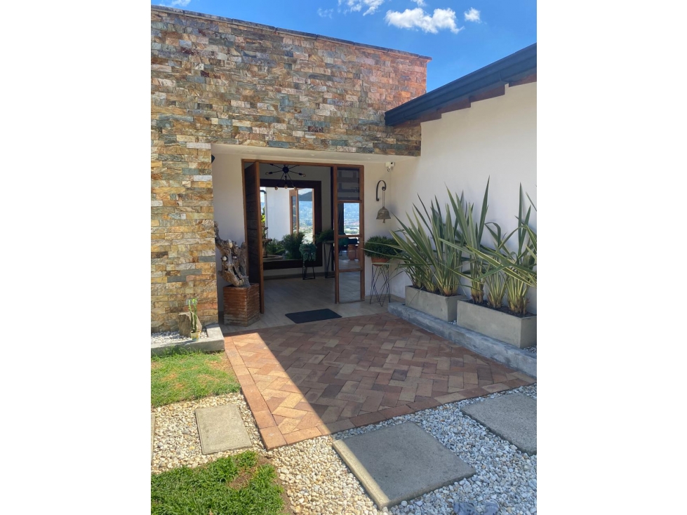 Casa Campestre en Arriendo La Ceja — foto 3