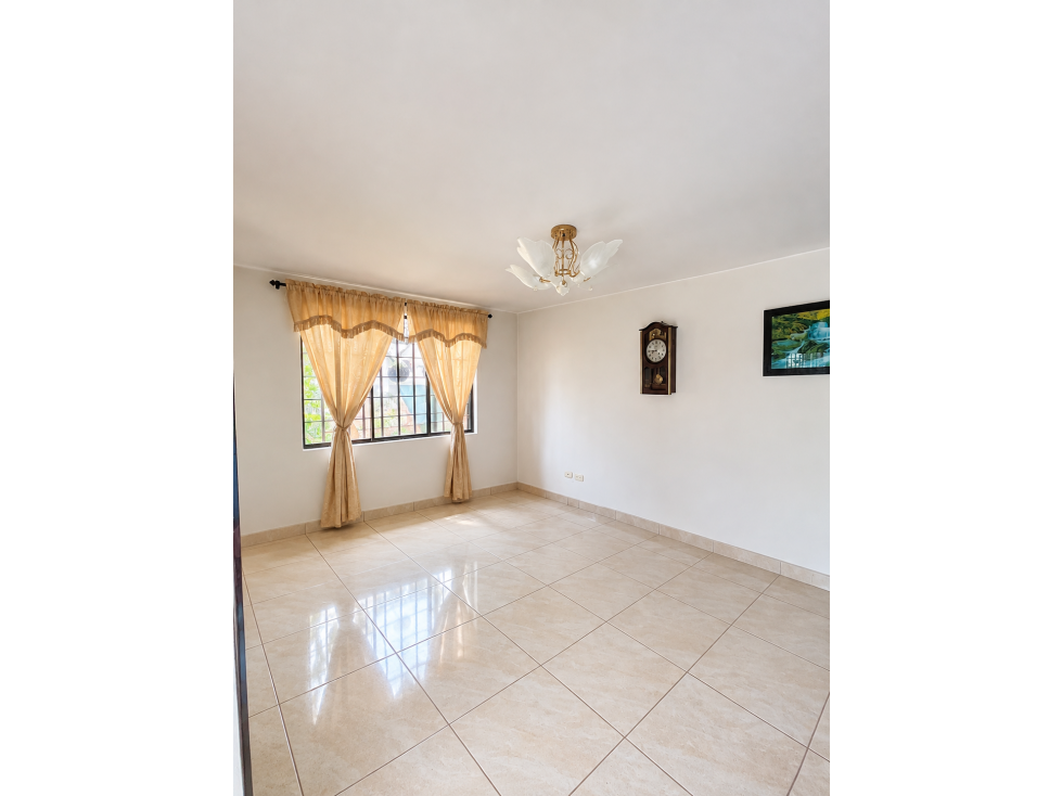 Casa En Venta En San Antonio de Pereira — foto 2