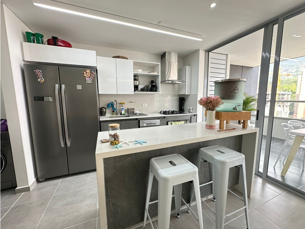 Se Vende Apartamento Sector Envigado Loma Los Mesa — foto 3