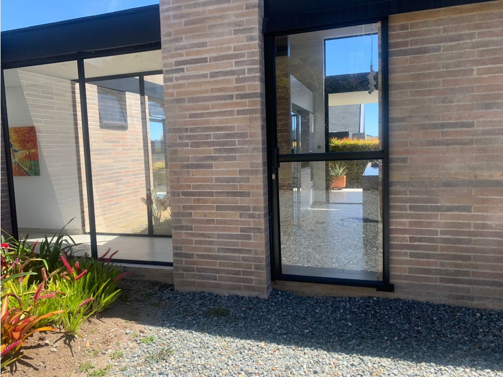 Casa en Arriendo en el Alto de Las Palmas — foto 4
