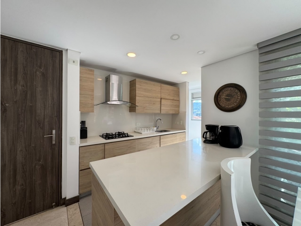 Apartamento en Arriendo Amoblado en El Poblado — foto 4