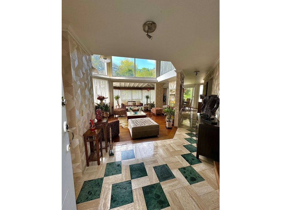 Casa en Arriendo Amoblada en Envigado sector El Chocho