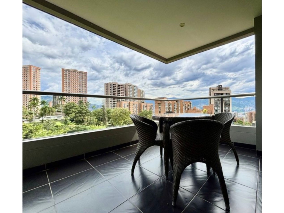 Apartamento en Venta en El Poblado Loma de Los Balsos — foto 2