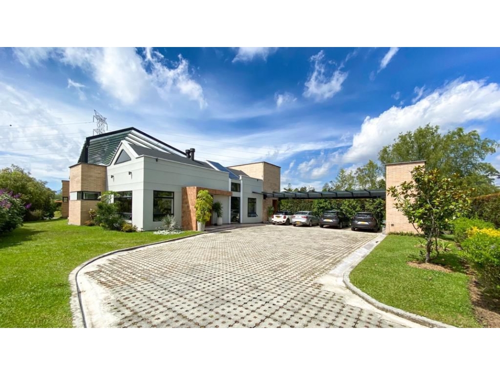 Casa en Arriendo Amoblado en Llanogrande