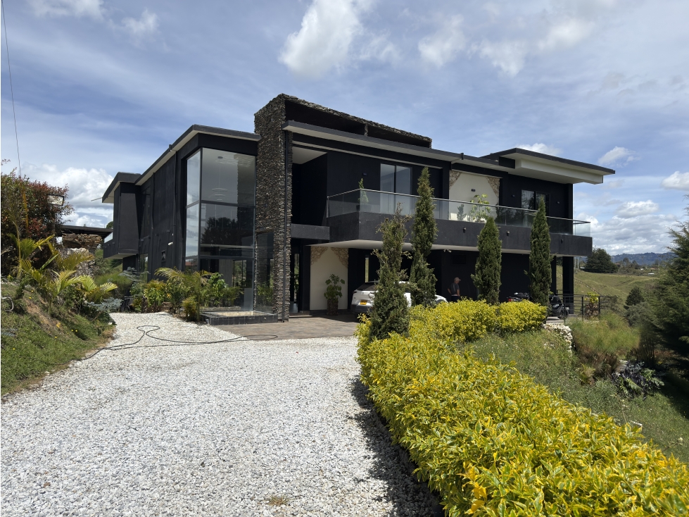 Casa en Arriendo Amoblado en Rionegro