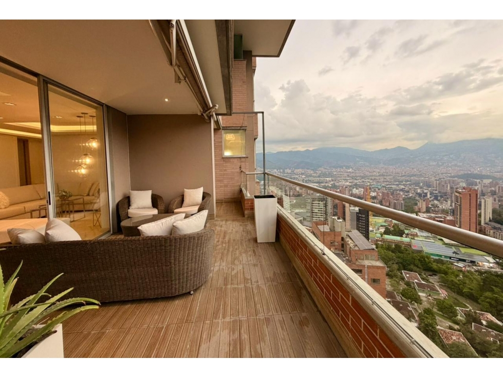 Apartamento en Arriendo Amoblado en el Poblado sector La Calera  — foto 3