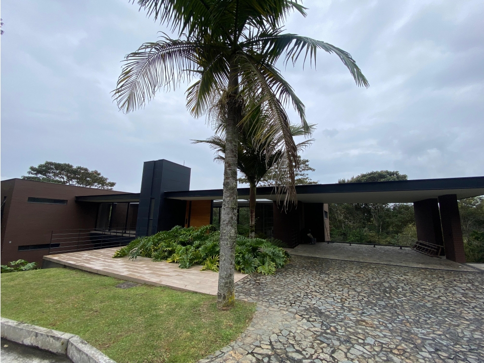 Casa en Arriendo en Medellín Alto de Palmas — foto 2