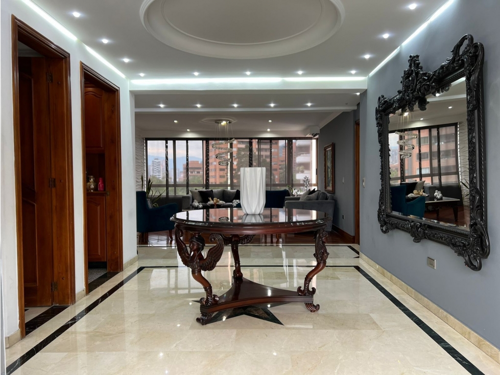 Apartamento Amoblado en Arriendo en El Poblado Milla de Oro