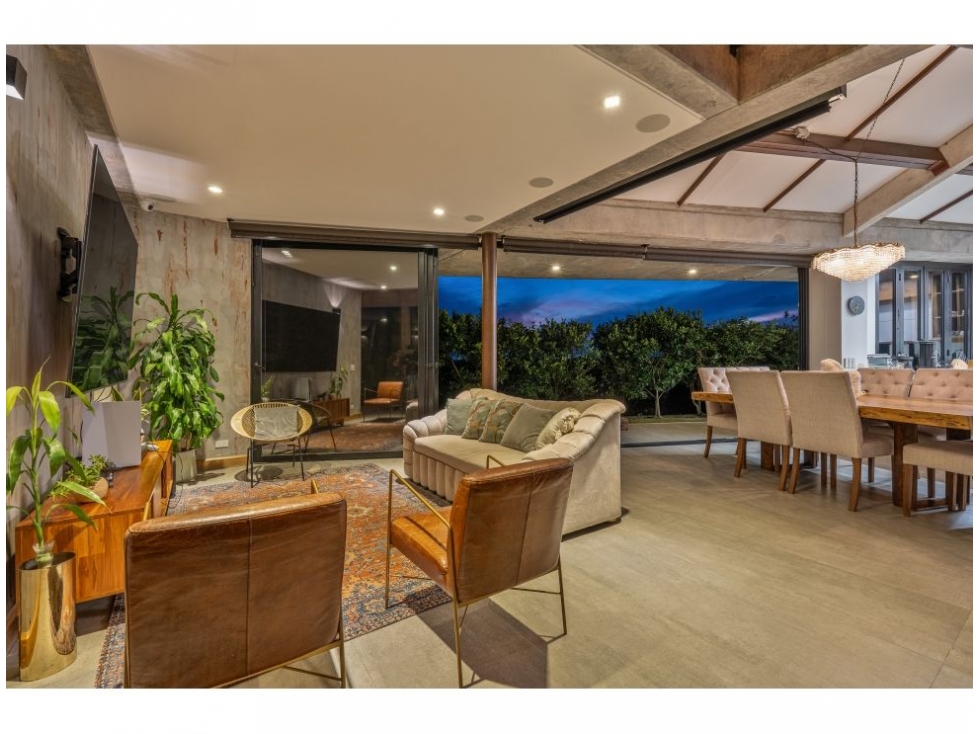 Casa en Venta en Envigado — foto 2