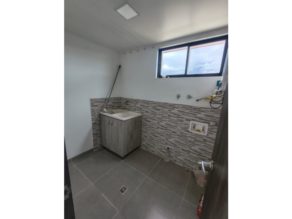 Apartamento en Arriendo Envigado Las Palmas — foto 5