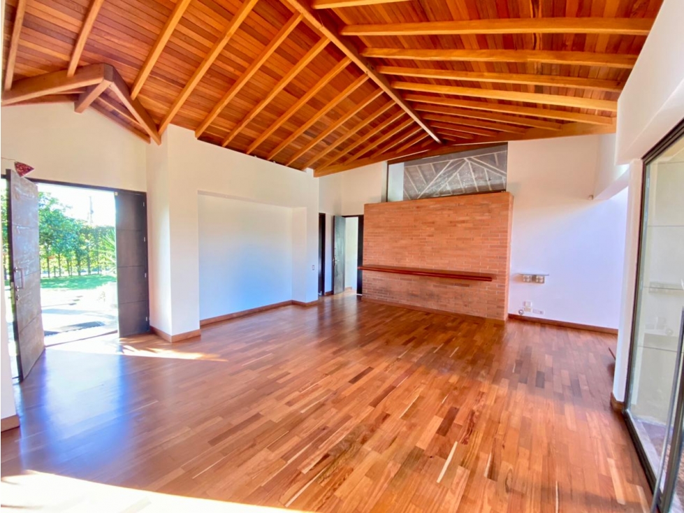 Casa en Arriendo en Llanogrande unidad cerrada — foto 3