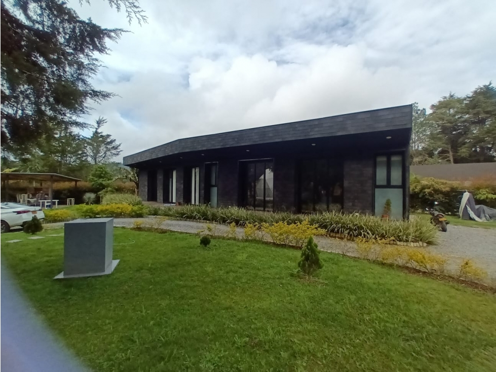 Casa en Arriendo Amoblada en Medellín Alto de Palmas — foto 2