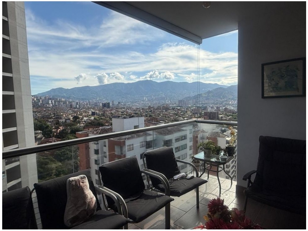 Penthouse en Venta en Envigado sector Loma del Esmeraldal — foto 2