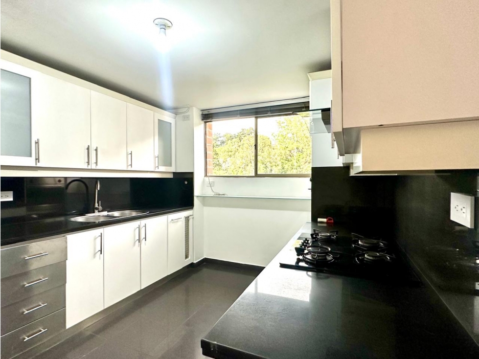 Apartamento en Arriendo en El Poblado — foto 4
