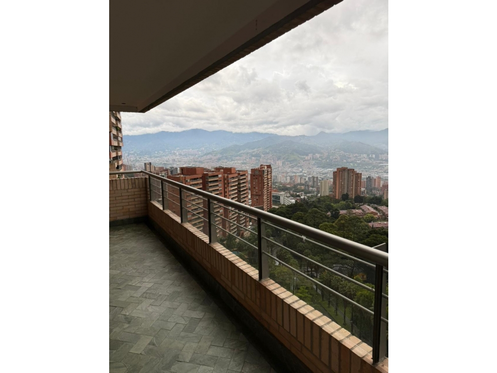 Apartamento en Arriendo en el Poblado sector La Calera
