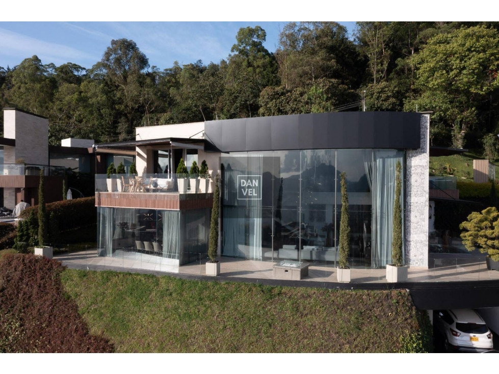 Casa en Arriendo Amoblado en Alto de las Palmas