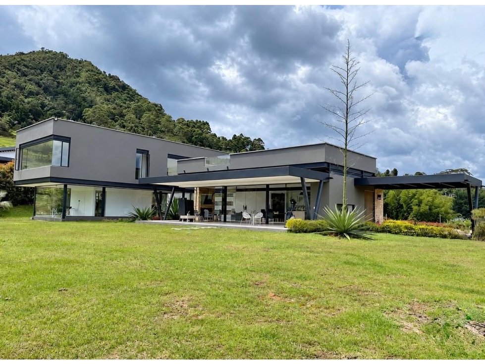 Casa Campestre en arriendo Rionegro - 1
