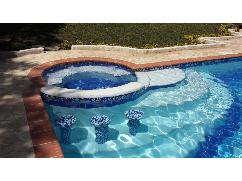 Casa Amoblada en Arriendo en Copacabana - 5