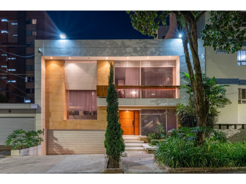 Casa en Arriendo Amoblado en Laureles