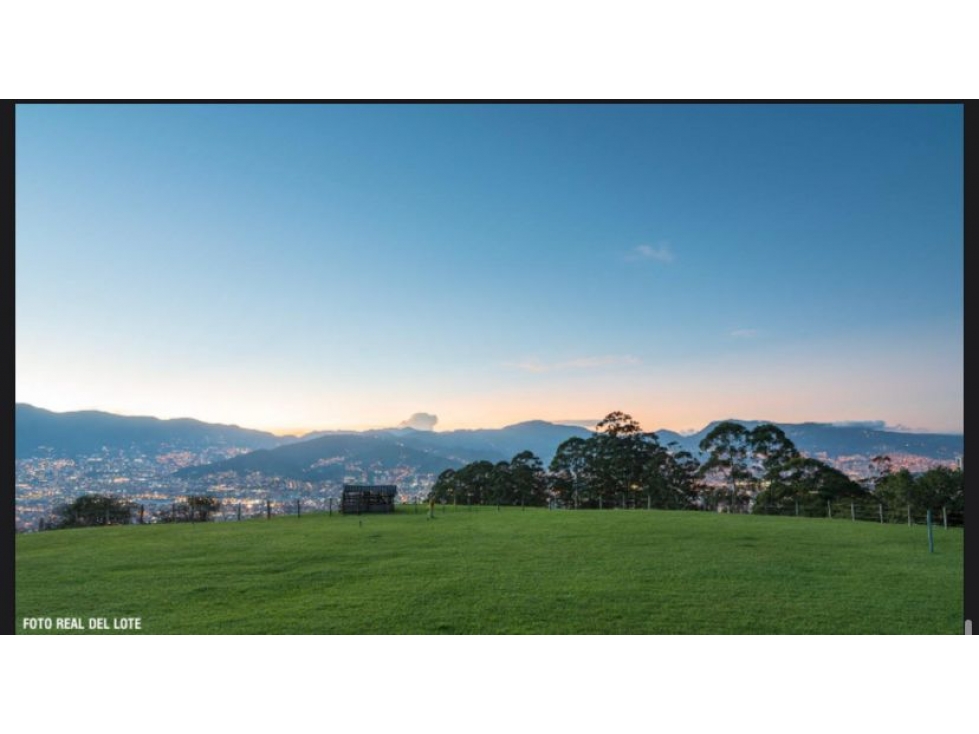 Lote para Venta en Envigado Loma del Chocho - 2