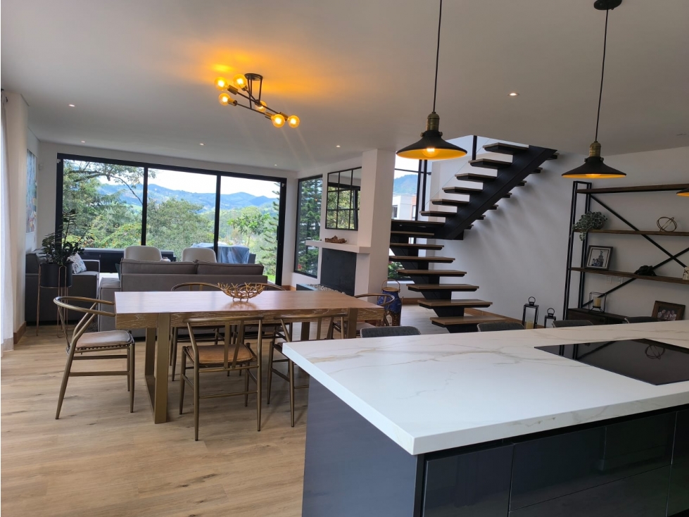 Casa en Arriendo Amoblada en El Retiro — foto 2