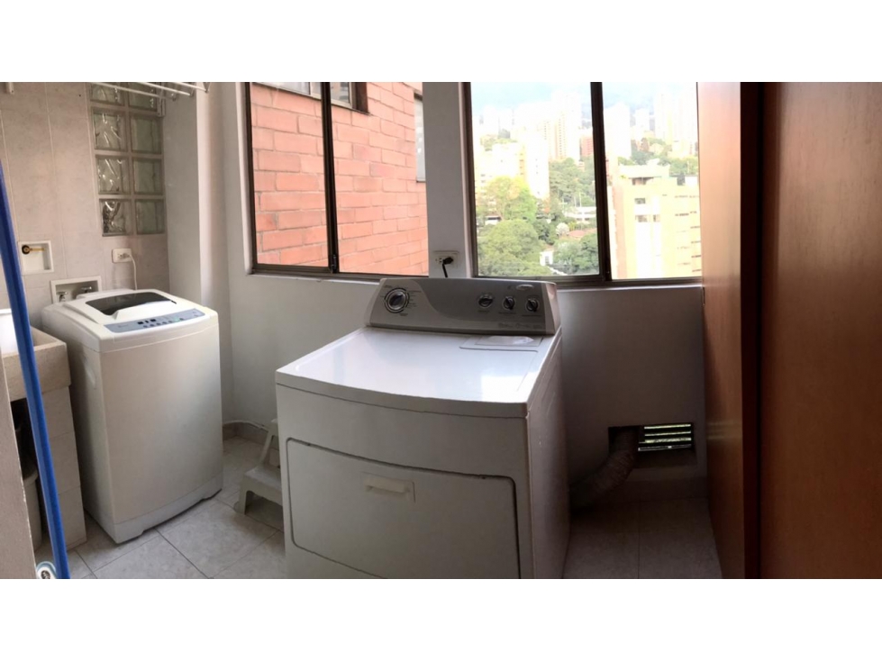 Apartamento en Arriendo Amoblado en El Poblado — foto 5