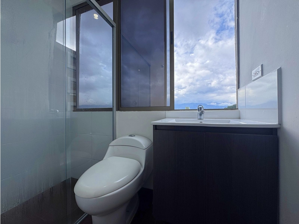 Apartamento Dúplex en Arriendo en Altos del Poblado — foto 6