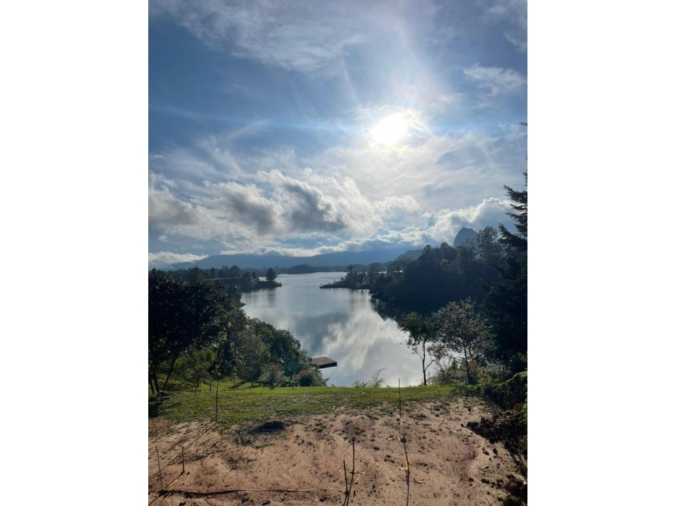 Lote en Venta en Guatape — foto 2