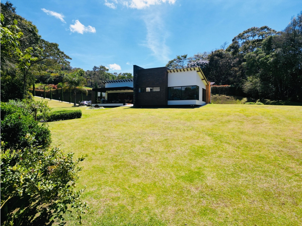 Casa en Venta en La Ceja — foto 2
