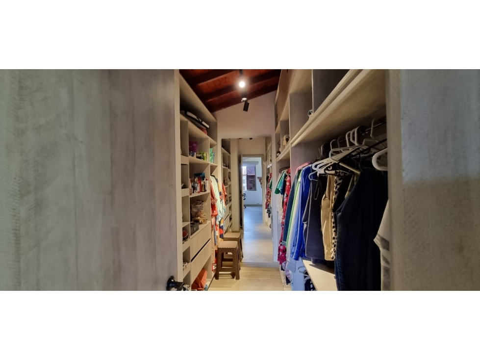 Casa en Arriendo en Envigado sector Loma del Escobero — foto 3