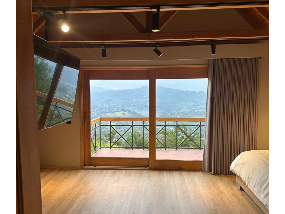 Casa en Arriendo Amoblado en el Retiro — foto 3