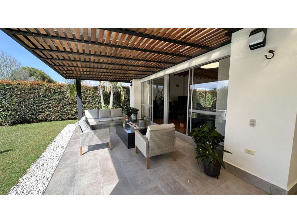Casa en Arriendo en Llanogrande — foto 2