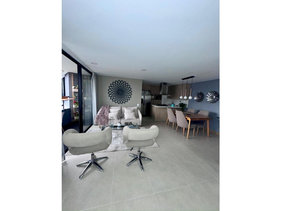 Apartamento en Arriendo Amoblado en Medellín Loma del indio — foto 4