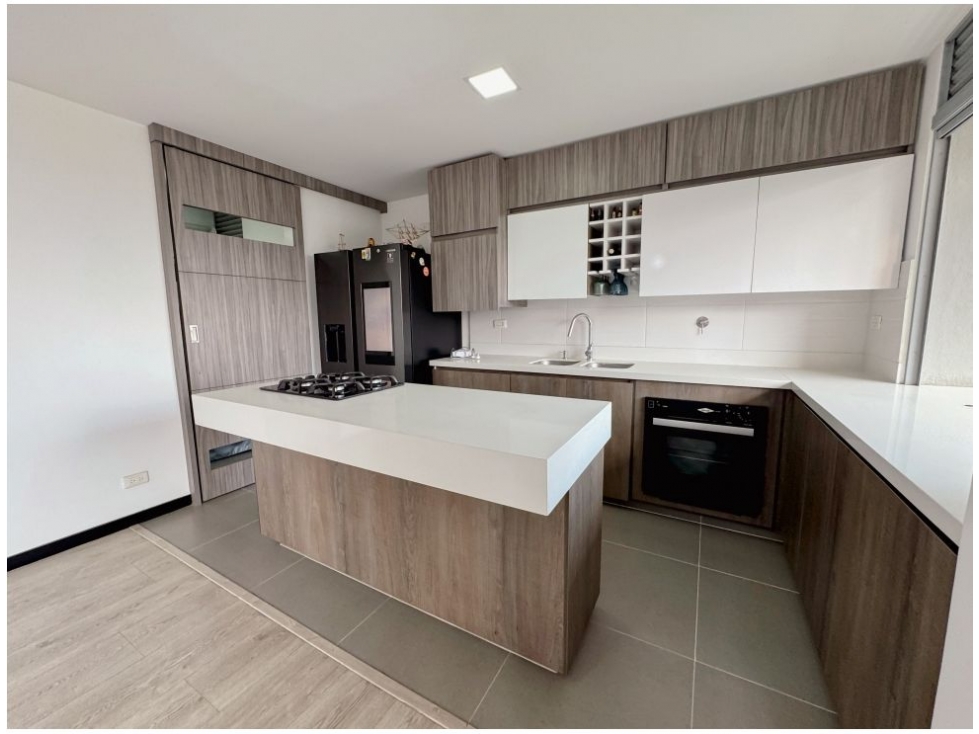 Apartamento en Venta en Envigado — foto 2