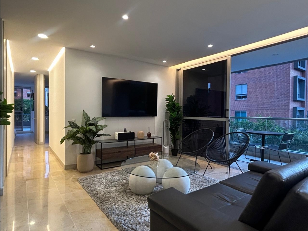 Apartamento en Arriendo Amoblado en El Poblado — foto 3