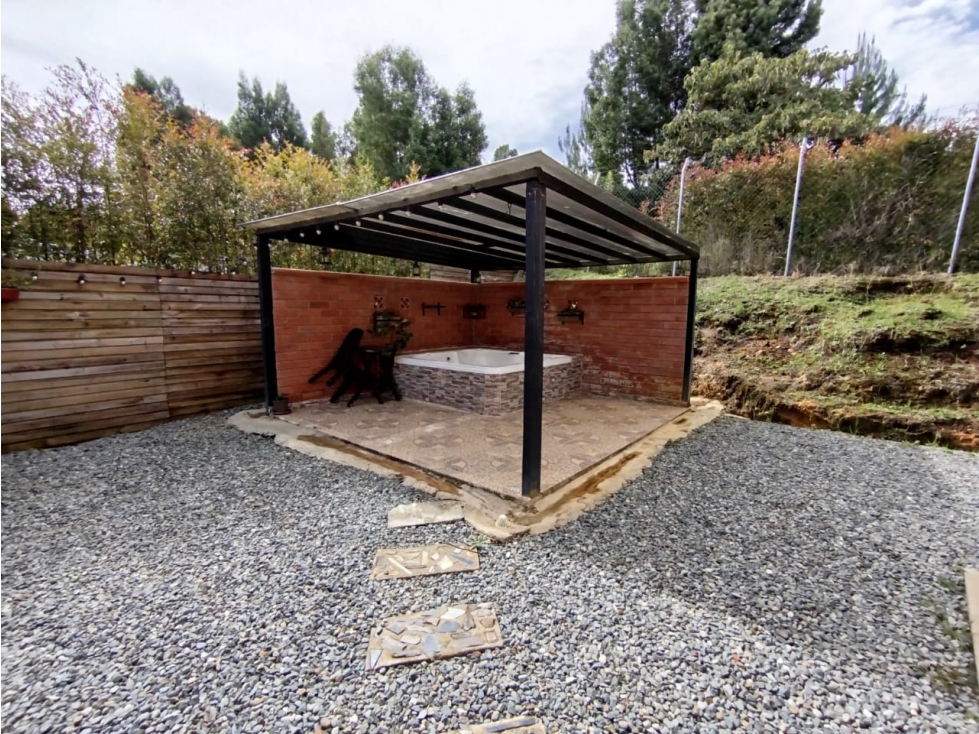 Casa campestre para venta en Santa Elena - 2