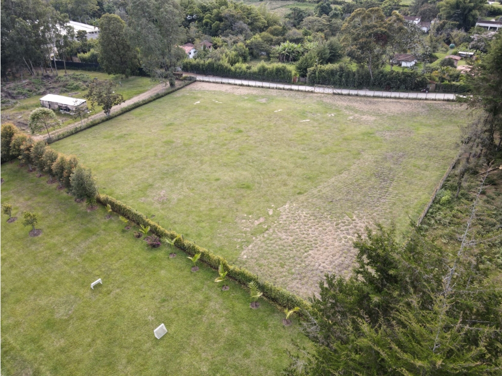 Lote en Venta Sector Llanogrande - 2