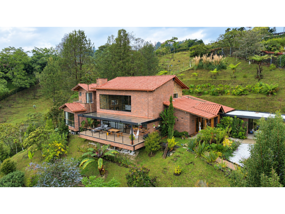 Casa Campestre En Venta El Retiro - 2