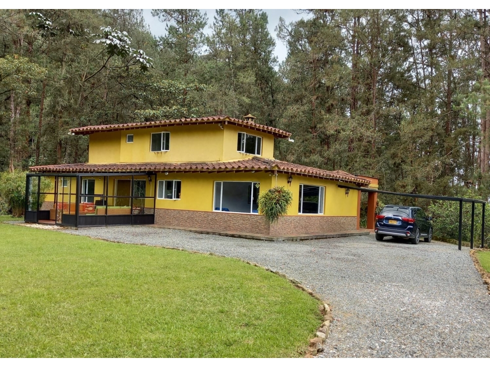 Casa en Venta Amoblada en El Retiro Fizebad