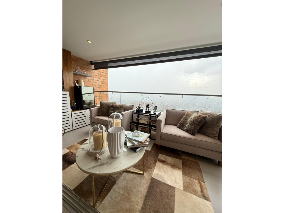 Apartamento en Venta en Envigado Loma de Las Brujas