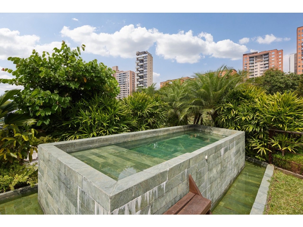 Penthouse Amoblado en Venta en El Poblado sector Provenza — foto 3