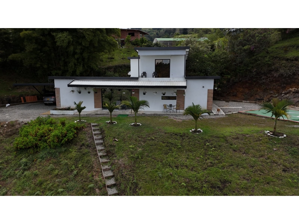 Casa en Venta en El Peñol — foto 2